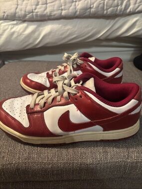 Red Women’s Nike Jordans